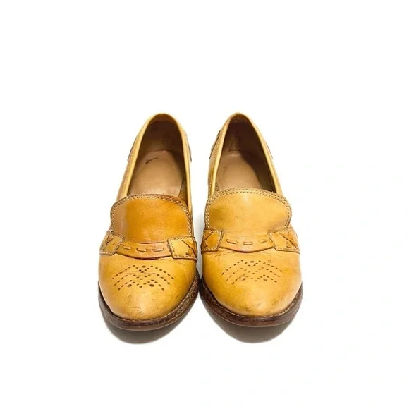 Vintage 1970s tan leather embellished slip on boho heels - Picture 2 of 8